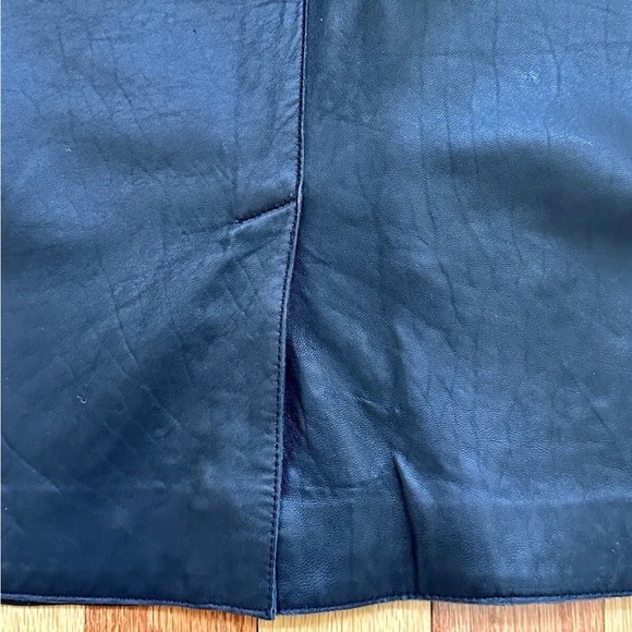 CHIC ISAAC MIZRAHI for TARGET BUTTER SOFT BLACK GENUINE LEATHER PENCIL SKIRT 10 - Picture 5 of 5